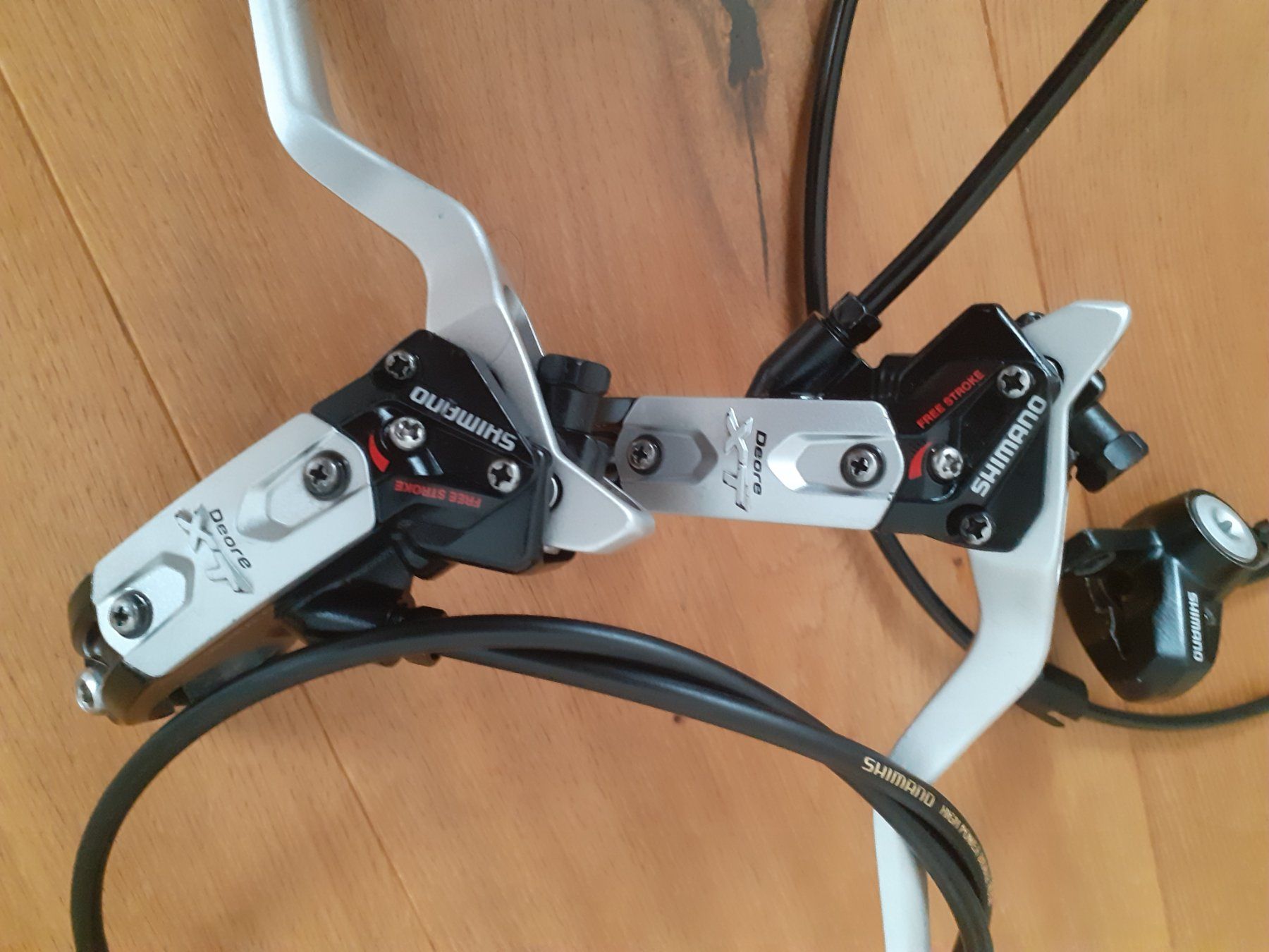Shimano Pezzi di ricambio: Top Shimano XT Hydraulik Scheibenbremsset – Usato da Cazis venduto da Lucio05 2