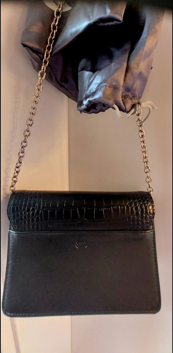 Navyboot Sacs: Exklusive Schwarze Navyboot Tasche mit Krokoprägung – Neuf (Voir description) à Safenwil par fra_t5c9 3