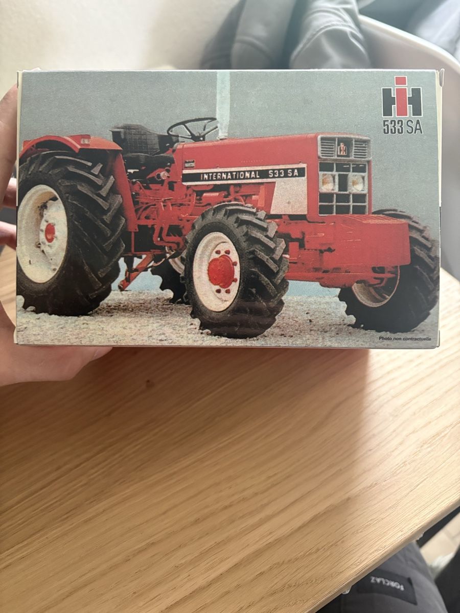 Kit di modellismo & Modellini statici: Tracteurs de collection  – Nuovo e nell'imballaggio originale da Fontainemelon venduto da rot_yc7m 2