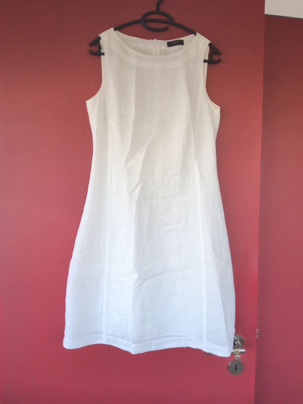 Esprit Vestiti: robe blanche en lin Esprit collection taille 38 – Usato da Romont FR venduto da cat_j6ww
