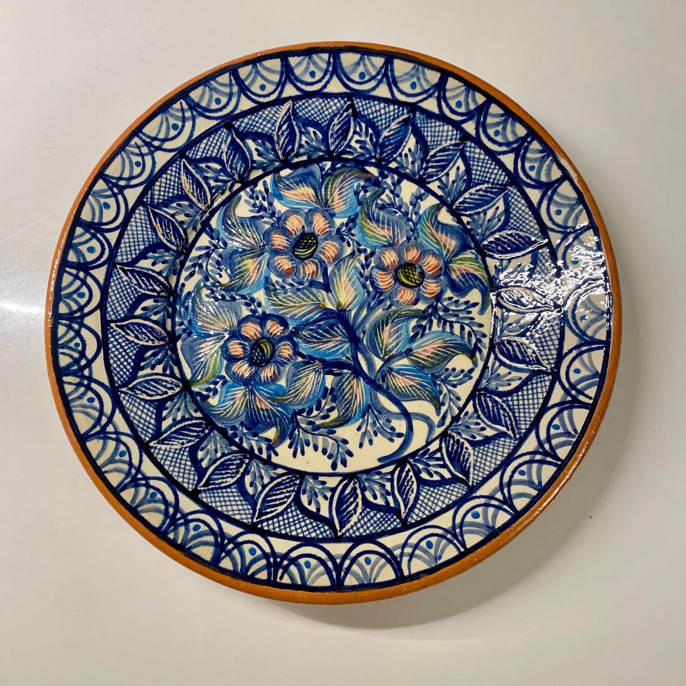 Piatti: Handbemalter Keramikteller, Durchmesser 30 cm – Usato da Krauchthal venduto da SamsPuce