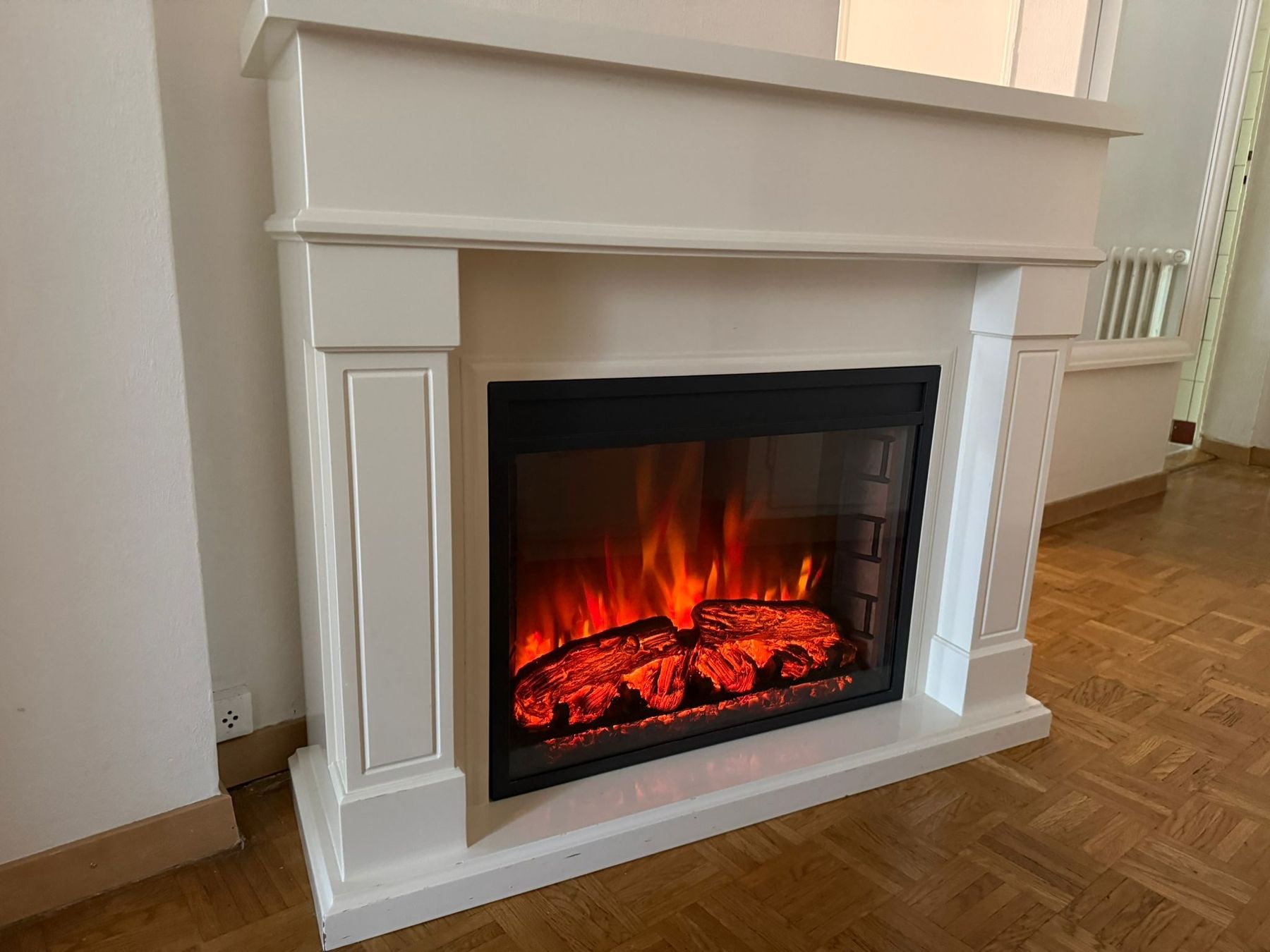 Camini: Cheminée électrique décorative – Usato da Genève venduto da mar_rw9d 2
