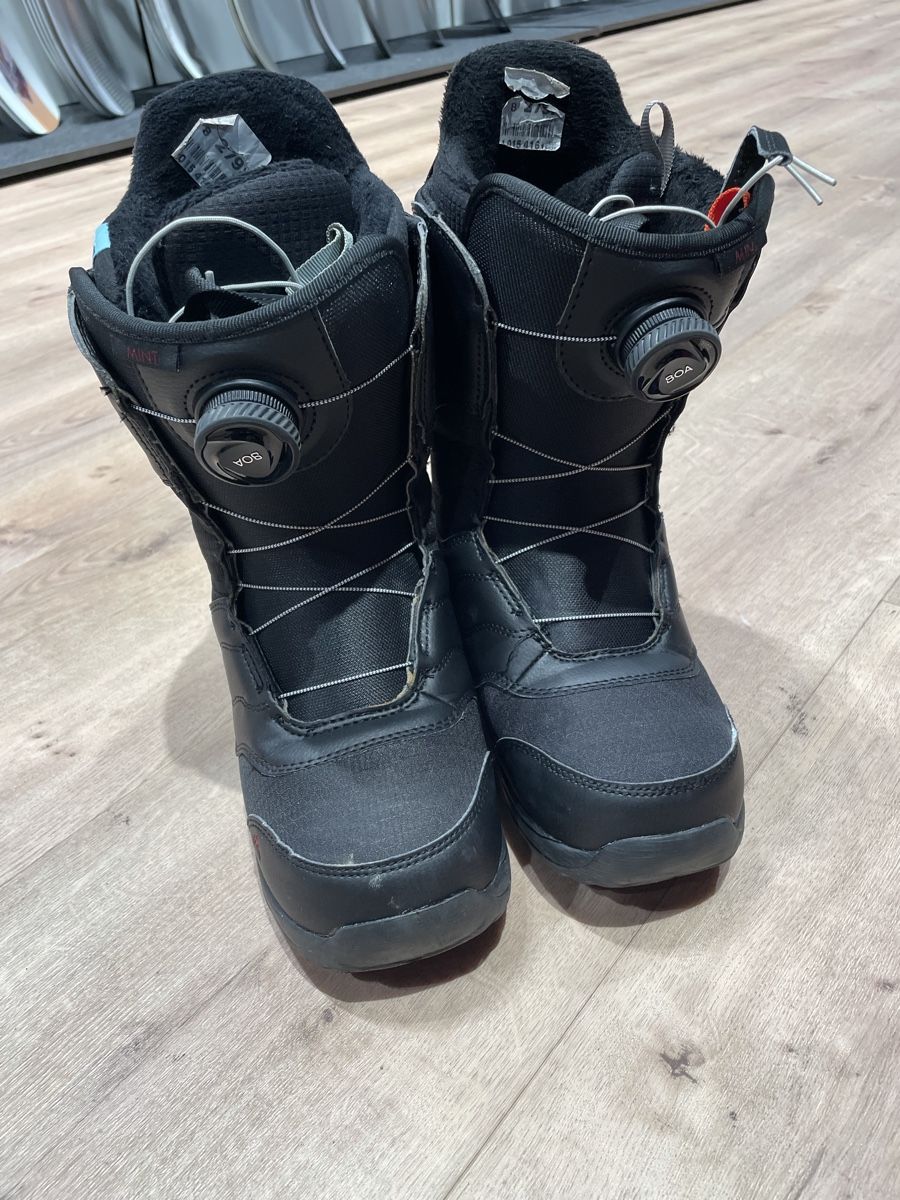 Burton Scarpe da uomo: Snowboardschuhe – Nuovo (secondo la descrizione) da Muri AG venduto da jju_cj7h
