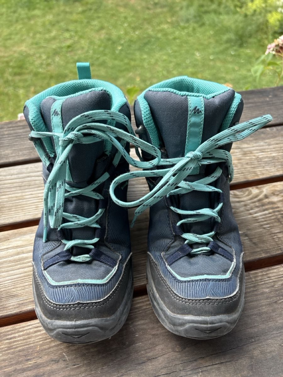 Decathlon Scarpe per ragazzi: Wanderschuhe Grösse 36 – Usato da Bern venduto da 24Sonne24