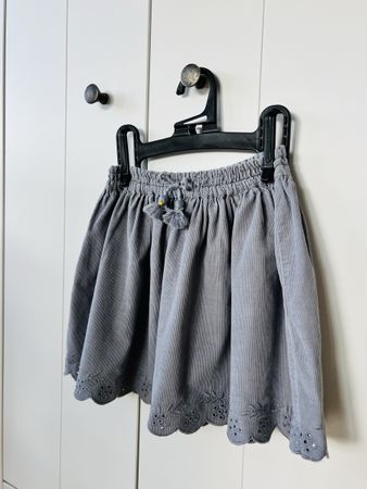 Zara 110 Rock blau grau Stickerei
