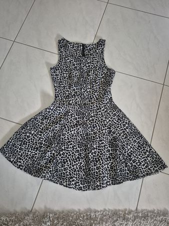 Kleid schwarz-weiss Leo Muster Grösse 34 neuwertig