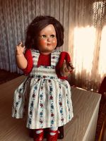 antike Puppe-Schlaf-Schiel-Augen, Mamastimme, echtes Haar