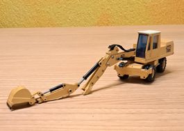 Liebherr Bau Bagger  Modell 921 / Defekt