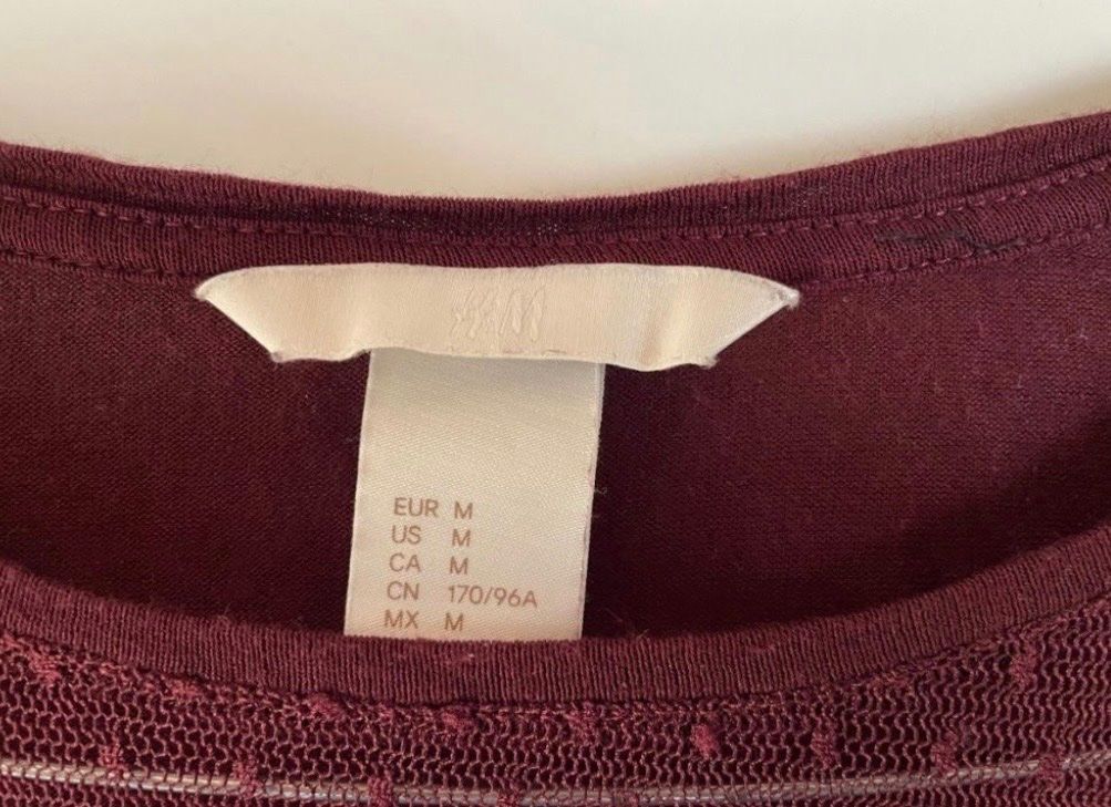 H&M T-shirts: T-shirt Gr M mit Spitze – D'occasion à Hüntwangen par fra_7nd2 1