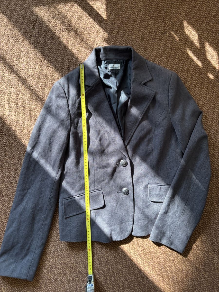 Gilet & Giacche: Blazer – Nuovo (secondo la descrizione) da Confignon venduto da Second_Hand_Ch