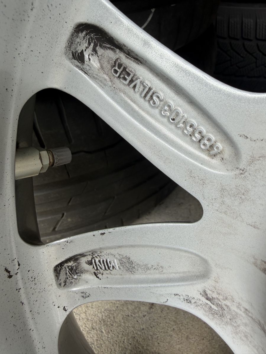 Mini Pneumatici & Ruote complete: Original Mini 16 Zoll Winter 5X112 – Usato da Mollis venduto da BSL10 9