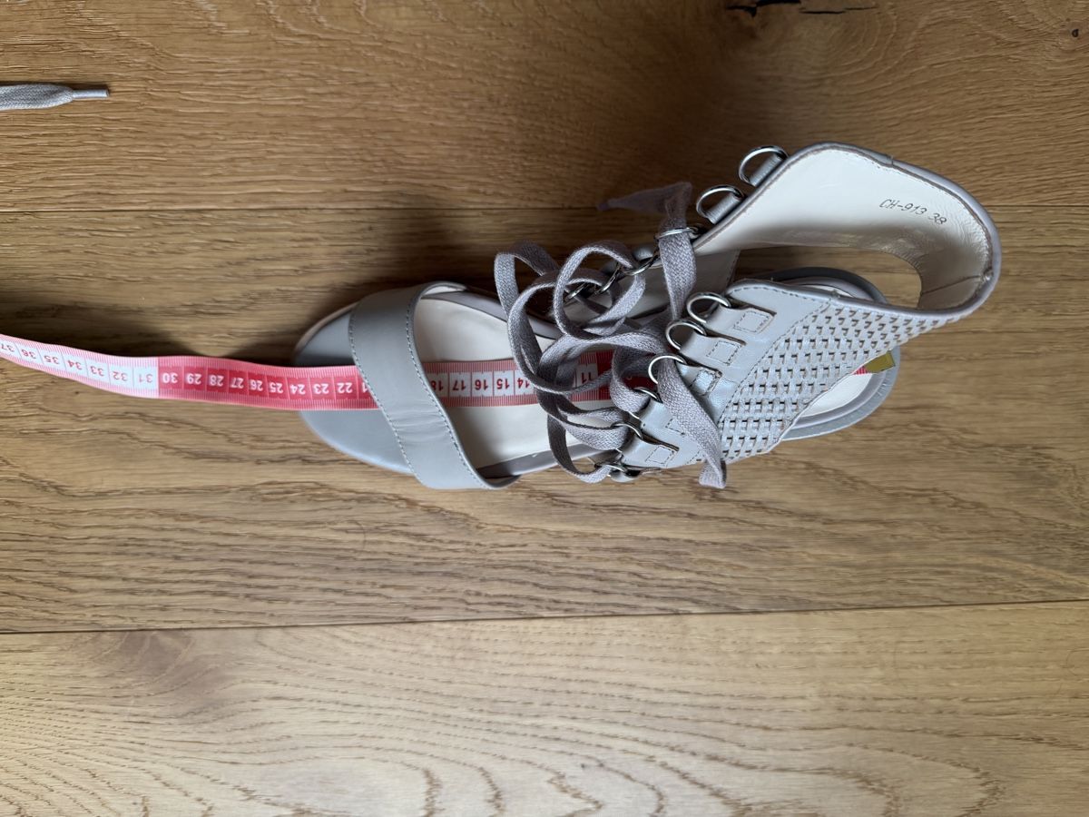 Scarpe da donna: Leather sandals, EU 38 – Nuovo (secondo la descrizione) da Luzern venduto da kos_d7lh 4
