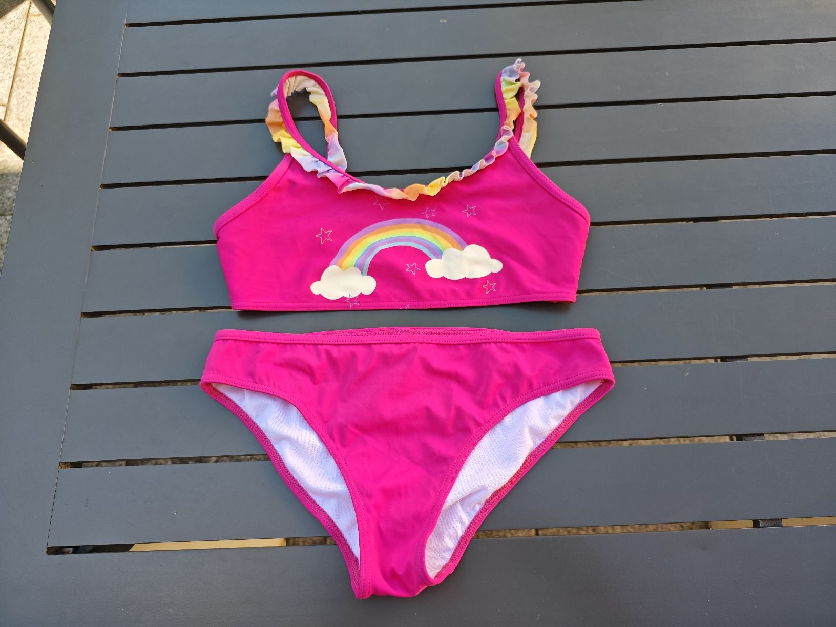 Costumi da bagno & Bikini: Bikini passt bei 146/152  – Usato da Winterthur venduto da Shorna