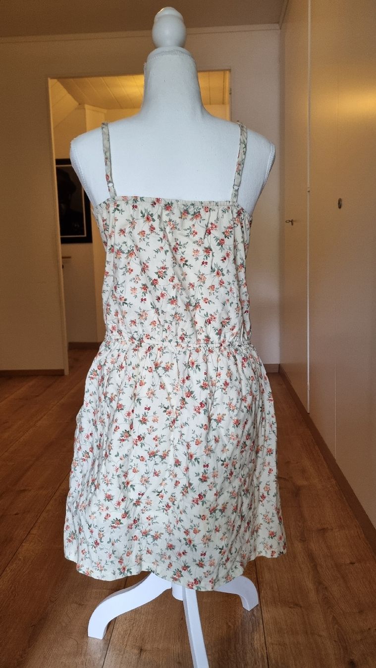 Vestiti: Sommerkleid Molly Bracken – Usato da Rorbas venduto da Bettlee 1