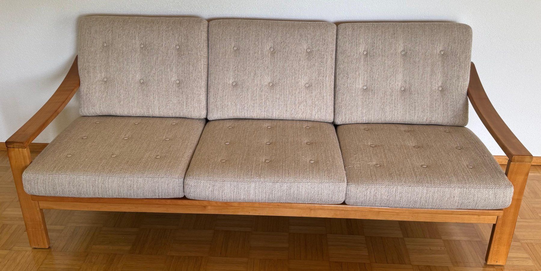 Divani: Vintage 3er Sofa / Designklassiker – Usato da Niederlenz venduto da Kaefer-Kroetchen