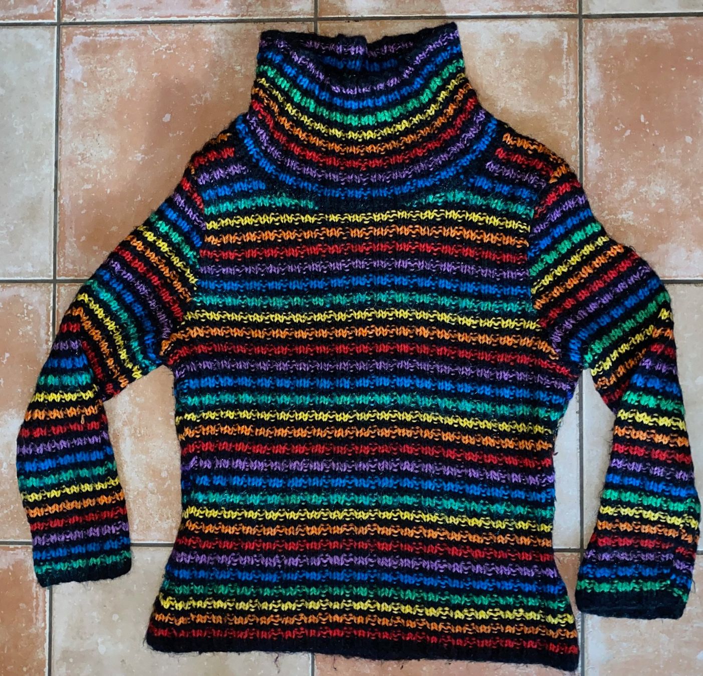 Pullover & Sweatshirts: Handgestrickter, fröhlicher, warmer Pullover, Gr. L – Gebraucht aus Winterthur von Aniger 3