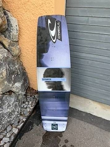 Surfboards & Schwimmbrette: Flysurfer Prototype One Design Kiteboard Size 41 / 137 – Gebraucht aus Nürensdorf von gia_qp6r