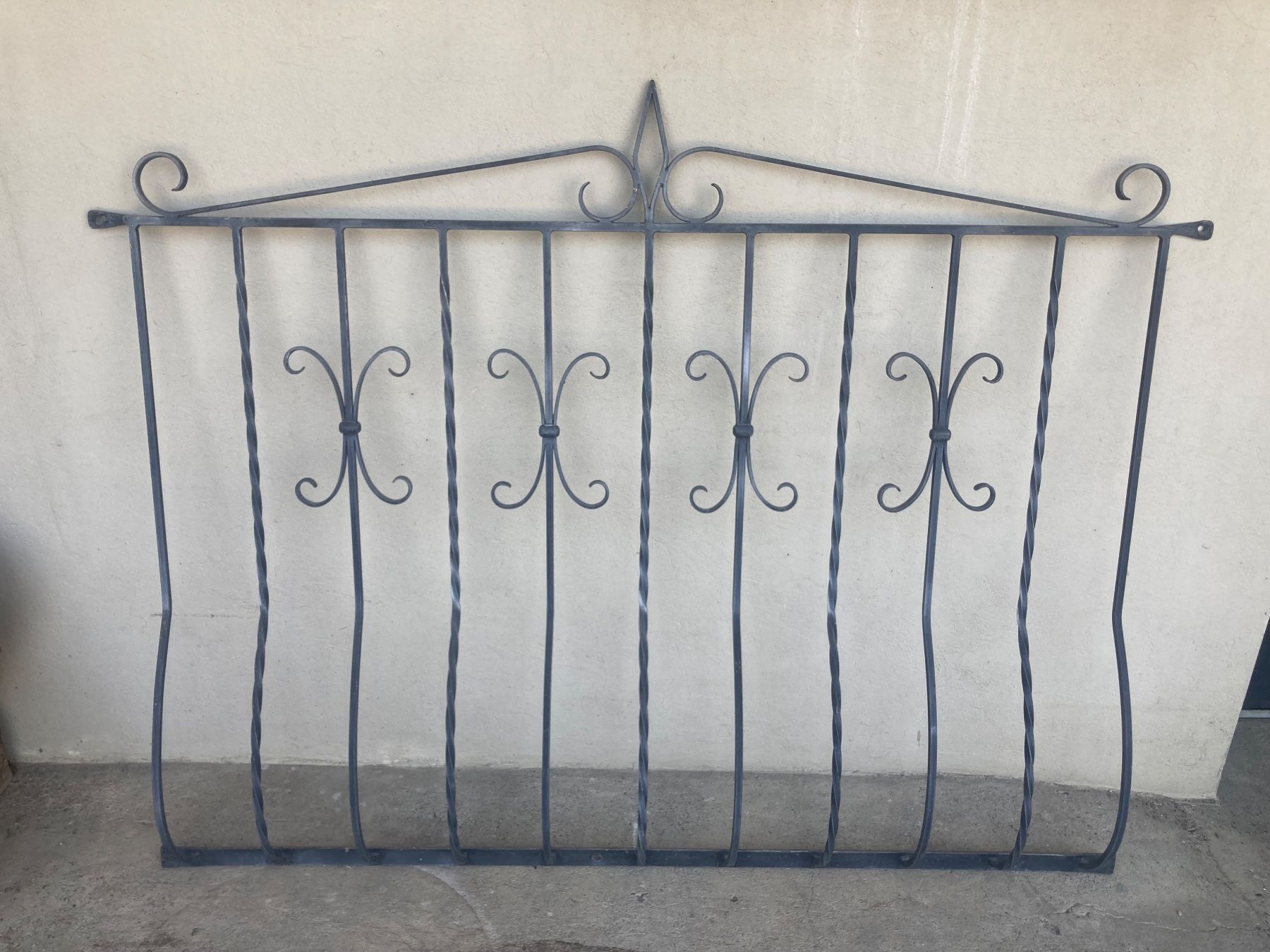 Griglie e Inferriate: Fenstergitter Schmiedeeisen 2.Stk – Usato da Wangenried venduto da nsa_r2hm