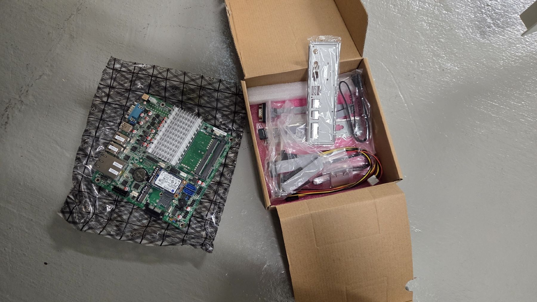 PC: Jetway NF9GH-2930 Mini-ITX – Nuovo (secondo la descrizione) da Zürich venduto da mihofe 1