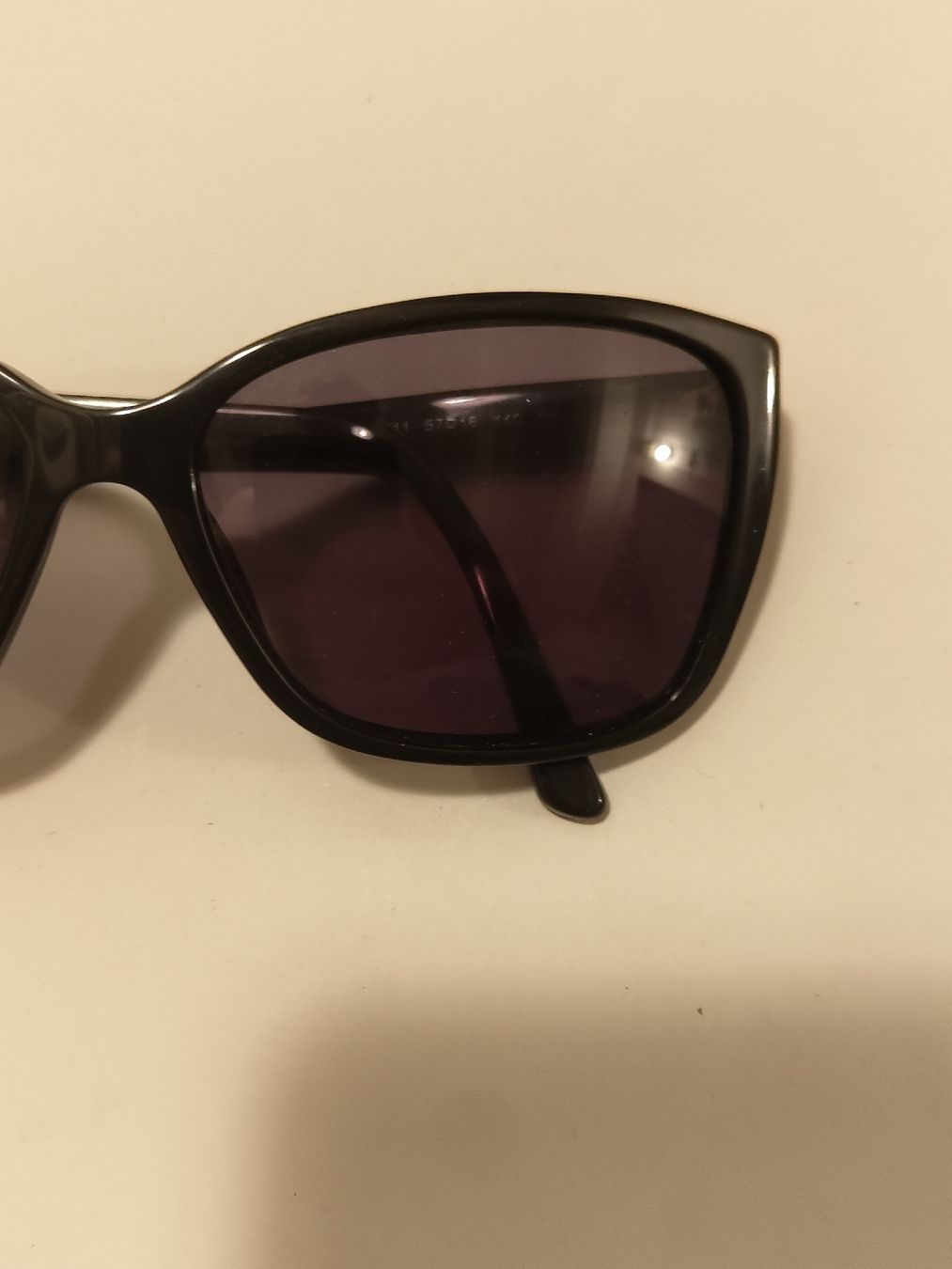 Versace Occhiali & Lenti: VERSACE Sonnenbrille, elegant damen, Schmetterlingsform. – Nuovo (secondo la descrizione) da Weinfelden venduto da Easyframe 1