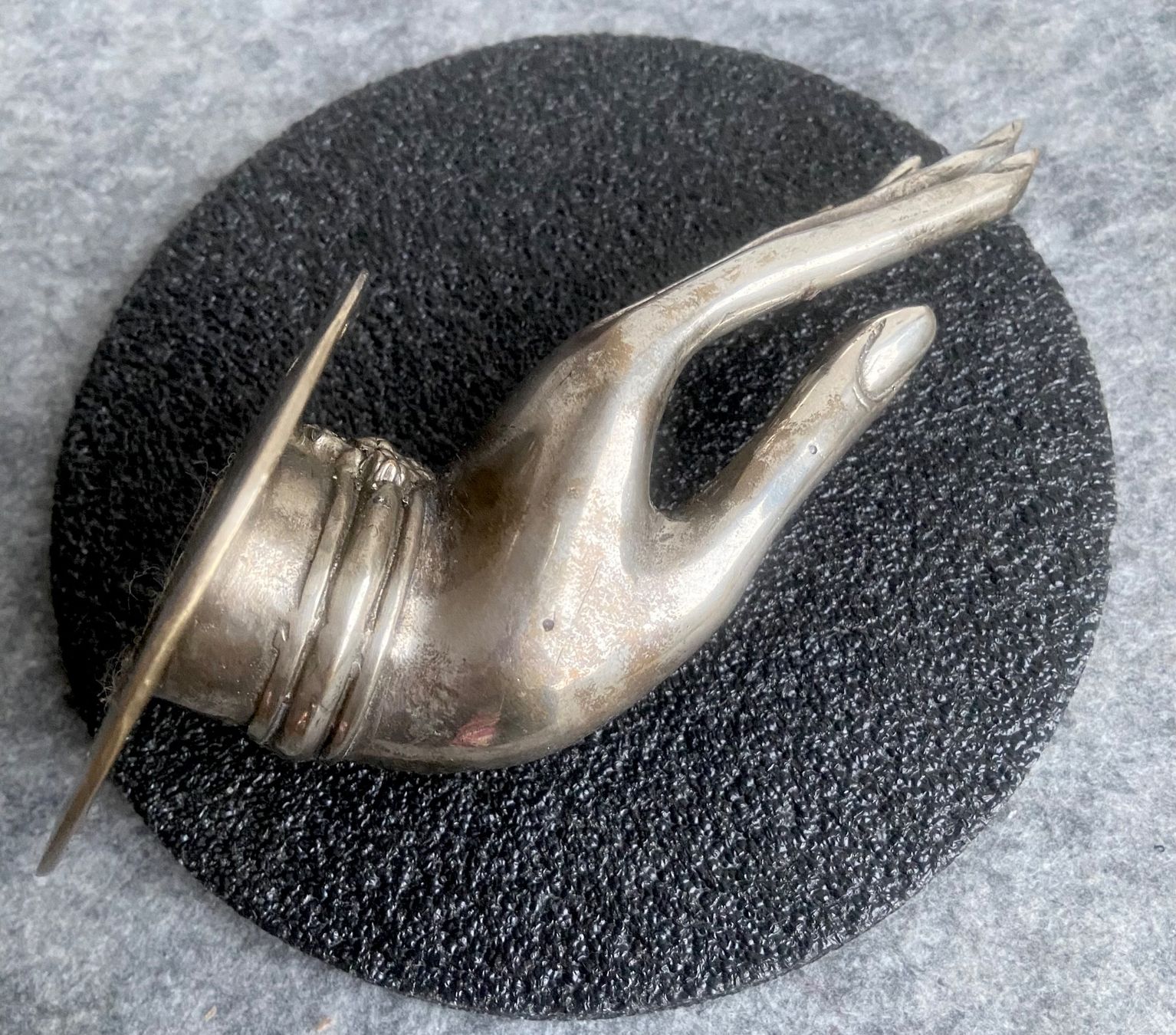 Schlüssel & Schlösser: Wandhaken oder Türgriff Mudra – Gebraucht aus Zuerich von Perlen-Decor 1