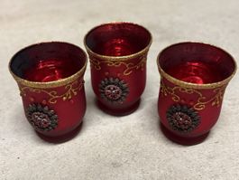 3 rote Teelichthalter / Windlichter für die Festtage