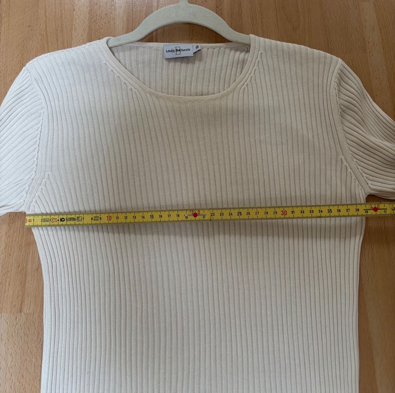 Maglioni & Felpe: Laura Berlucchi - Pullover - 100% Seide - Ecru - Gr. 38 – Usato da Zofingen venduto da Justizia_01 1