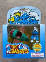 Schlumpf mit Metall-Flugzeug / Toy Island 1996