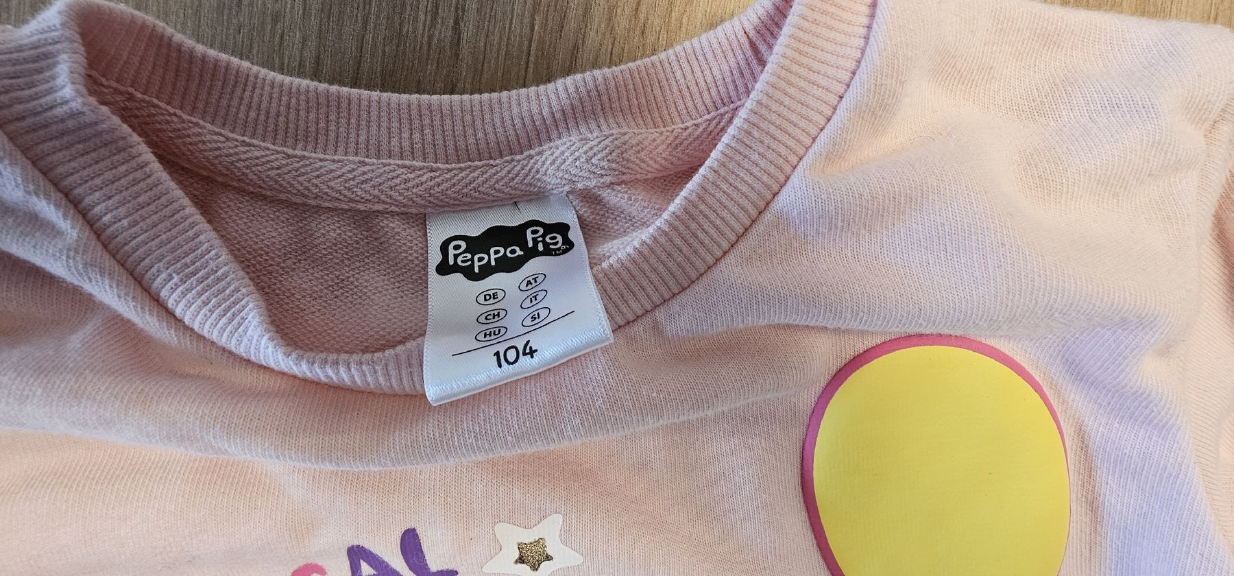 Pullover & Sweatshirts: Peppa Pig Pullover Grösse 104 – Gebraucht aus Bellach von CoR_M 1