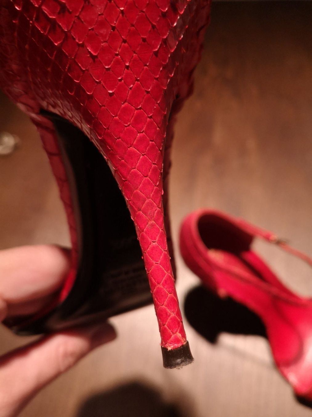 Valentino Scarpe da donna: Valentino Damen Pumps Gr. 39 1/2 – Nuovo (secondo la descrizione) da Oberwil BL venduto da Gutundsuperklein16 3