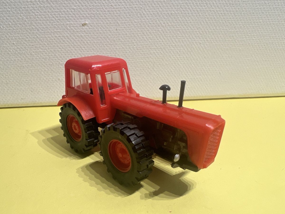 Modellini d'auto: MiniCar Traktor D4K in 1/87 – Usato da Weinfelden venduto da Kammerflimmern 3