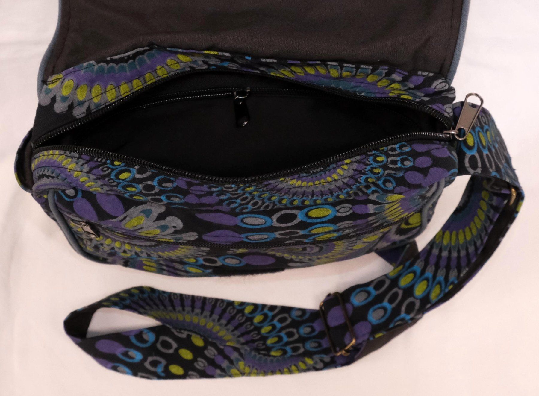 Taschen für Damen: Mandala Tasche Umhängetasche aus Stoff – Neu (gemäss Beschreibung) aus Zürich von Masala-Oase 3