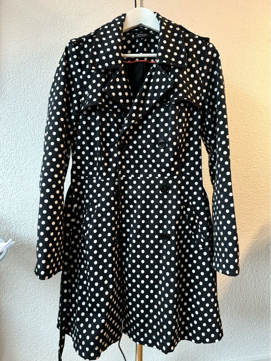Morgan Mäntel: Trenchcoat / Kurzmantel Morgan – Gebraucht aus Bern von Arecibo07