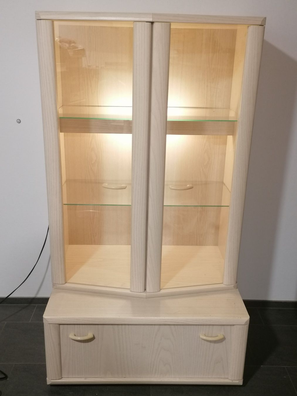 Vetrine: Vitrine mit Licht – Usato da Appenzell venduto da vario414 5