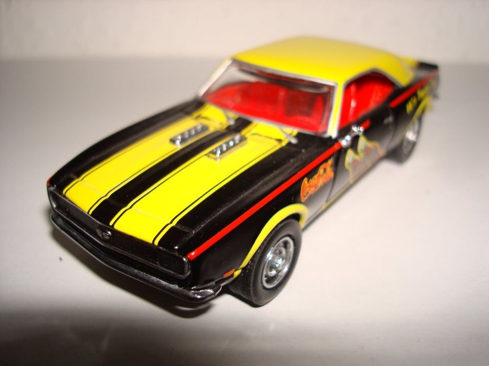 CHEVROLET CAMARO Z-28 1967 "COCA-COLA - SIGN OF GOOD TASTE&quot