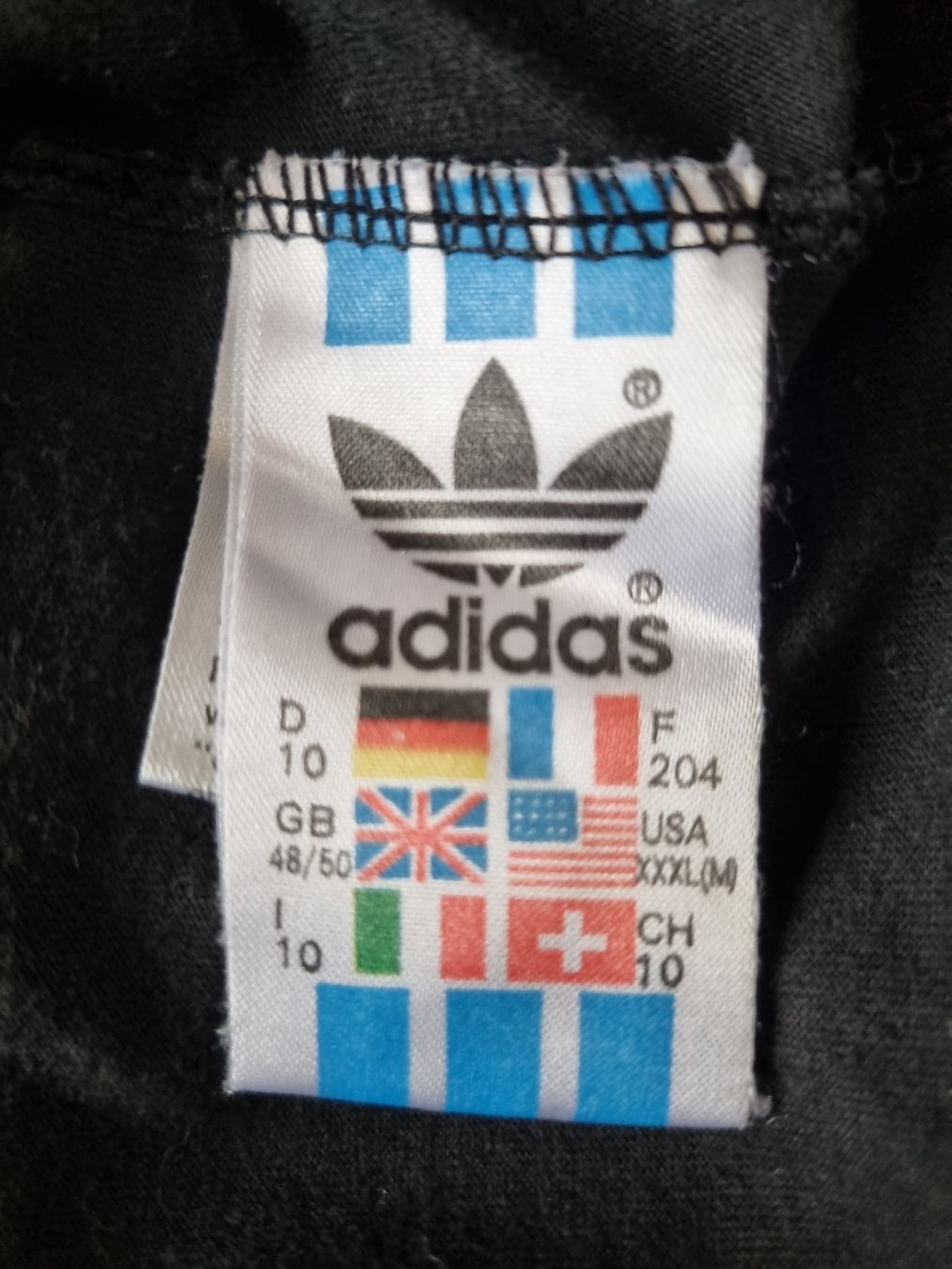 Adidas T-shirt: Adidas T-Shirt 48/50 – Usato da Laupen BE venduto da Bombers 3