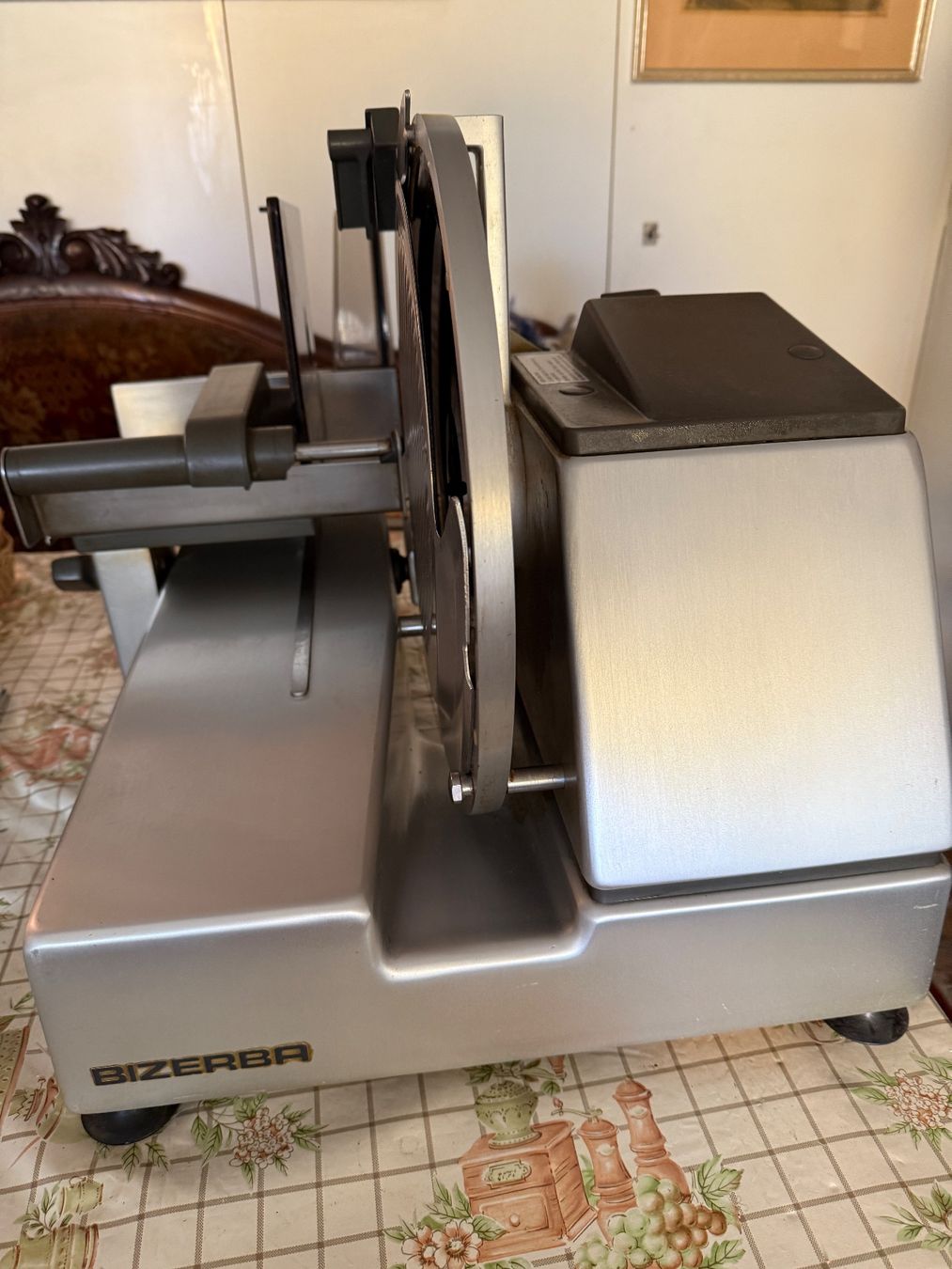 Bizerba Elettrodomestici da cucina: Aufschnittmaschine Bizerba VS 8 – Usato da Thun venduto da dane_pao 6