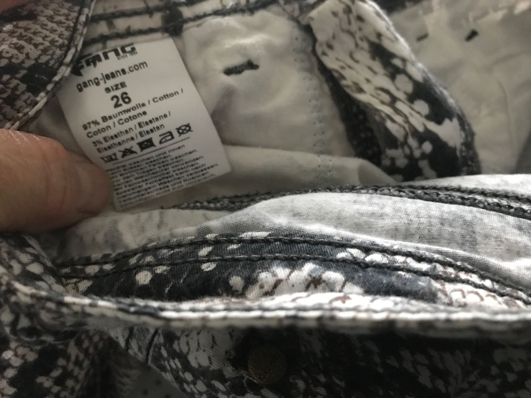 Gang Pantaloni: Gang Hose Gr 26 – Usato da St. Margrethen SG venduto da kellenbh 2