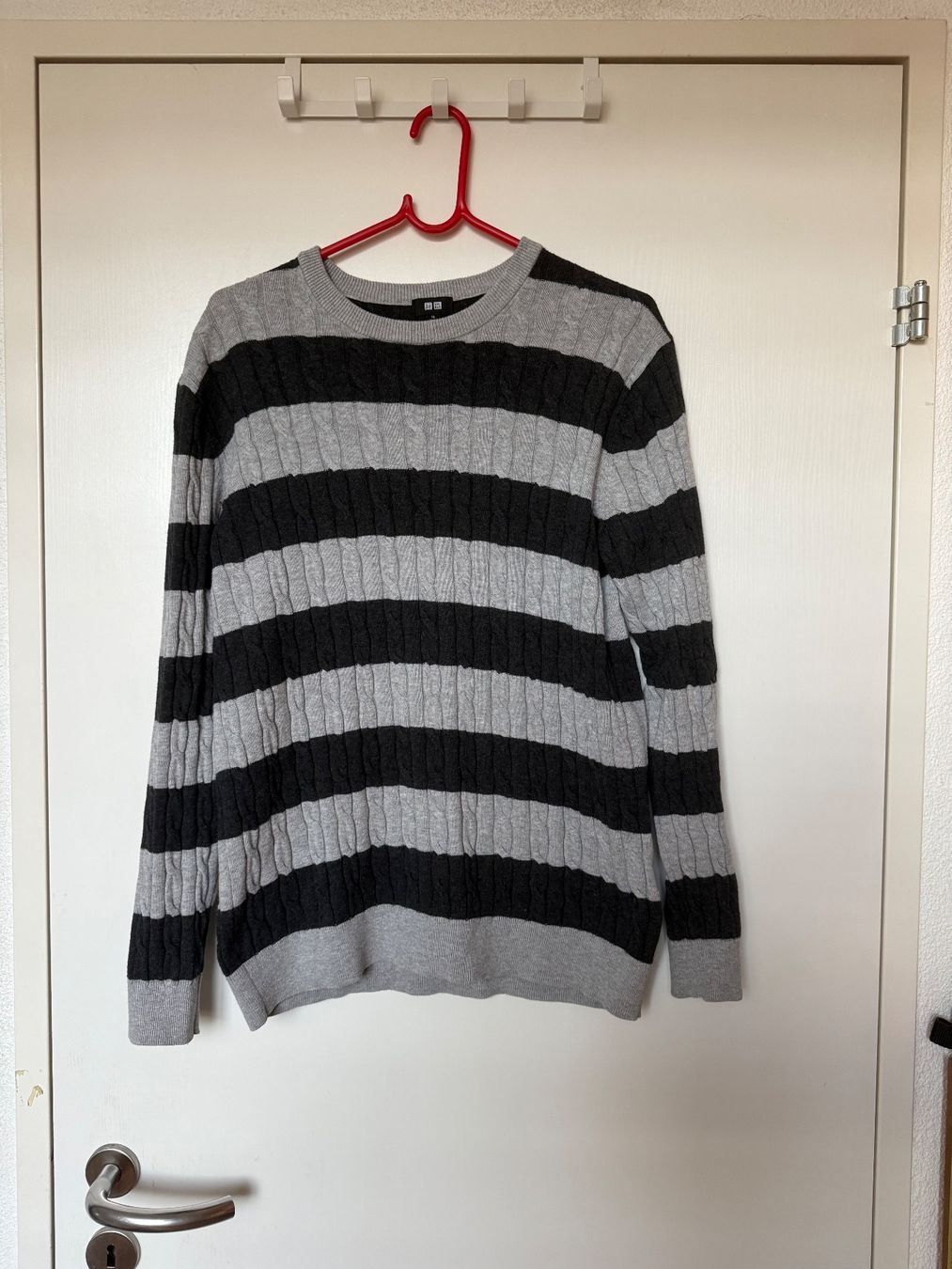 Maglioni & Felpe: Herbst-Winter Strickpullover von Uniqlo, Grau-Schwarz, Gr. L – Usato da Birmensdorf ZH venduto da T_Richard