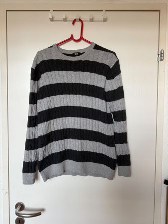 Herbst-Winter Strickpullover von Uniqlo, Grau-Schwarz, Gr. L