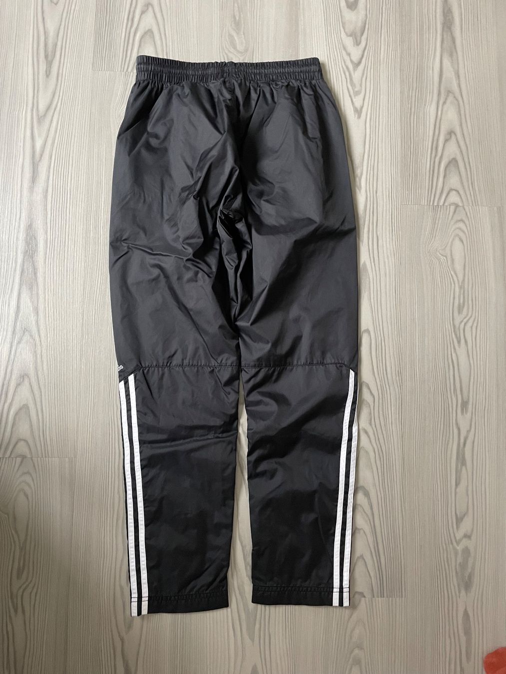 Adidas Pantaloni: Adidas Hose – Usato da Freienwil venduto da weberjoel 1
