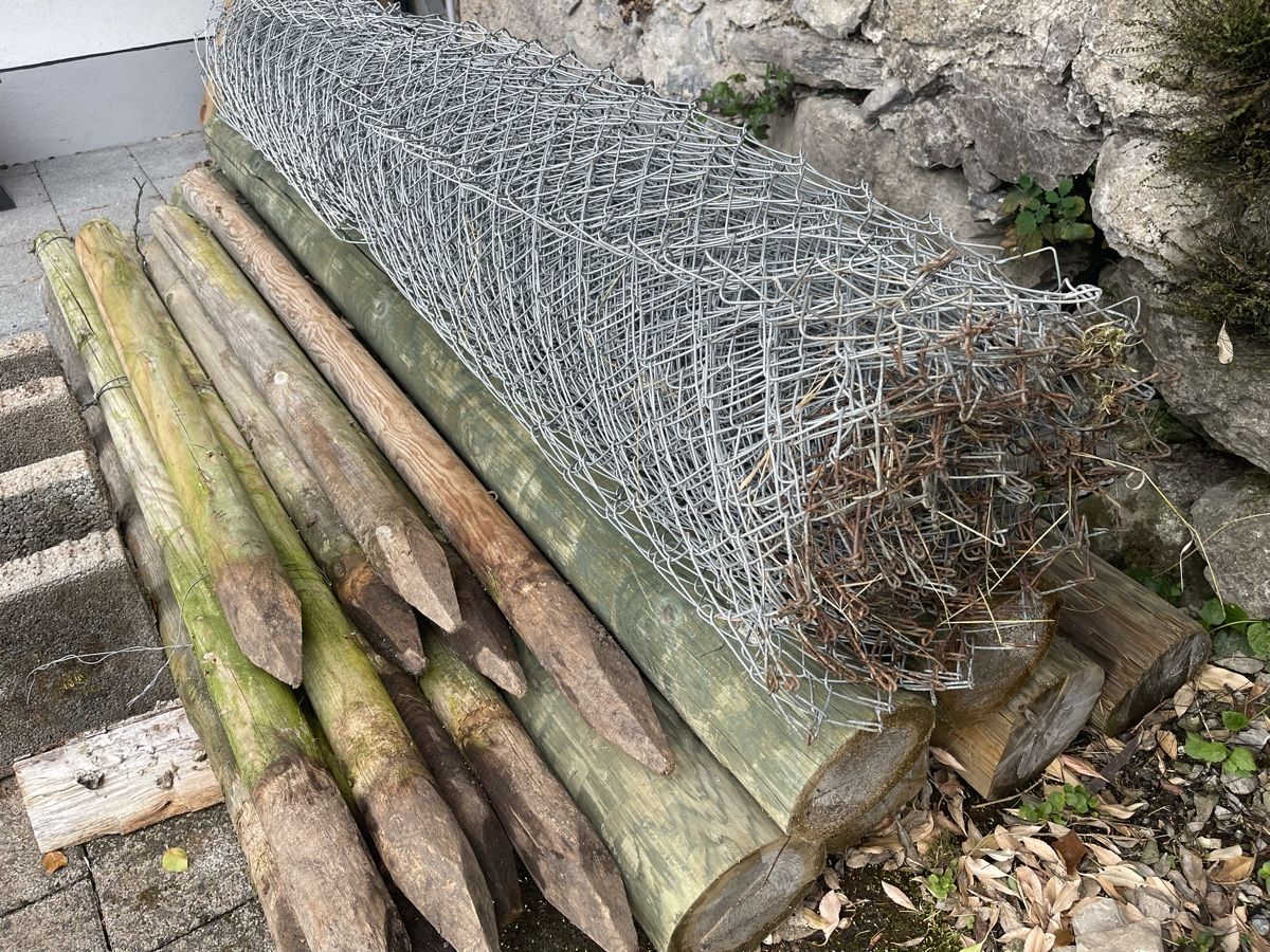 Sichtschutz: Maschendraht Zaun 2mal 13 meter – Gebraucht aus Giswil von dav_c5vx 1