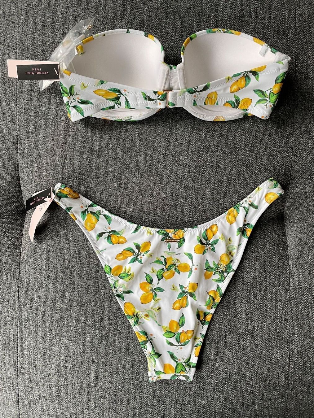 Victoria's Secret Costumi da bagno & Bikini: Victoria’s Secret Bikini 70C/S NEW – Nuovo e nell'imballaggio originale da Dübendorf venduto da VSAngel 1
