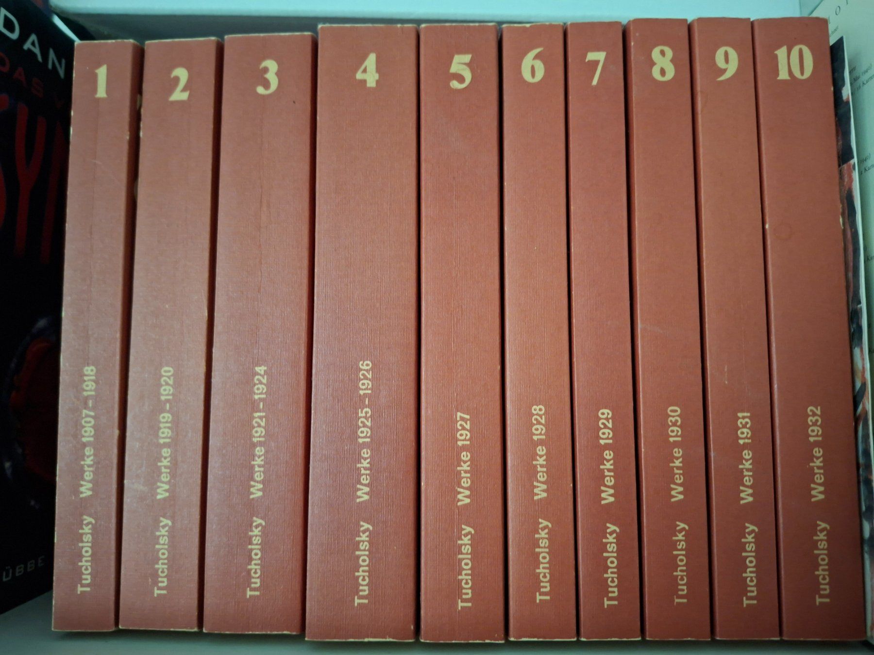 Bücher: 10 Bücher von Tucholsky – Gebraucht aus Volketswil von Synch