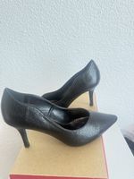 Escarpins noirs classiques T.38 - Parfaites pour l'automne!