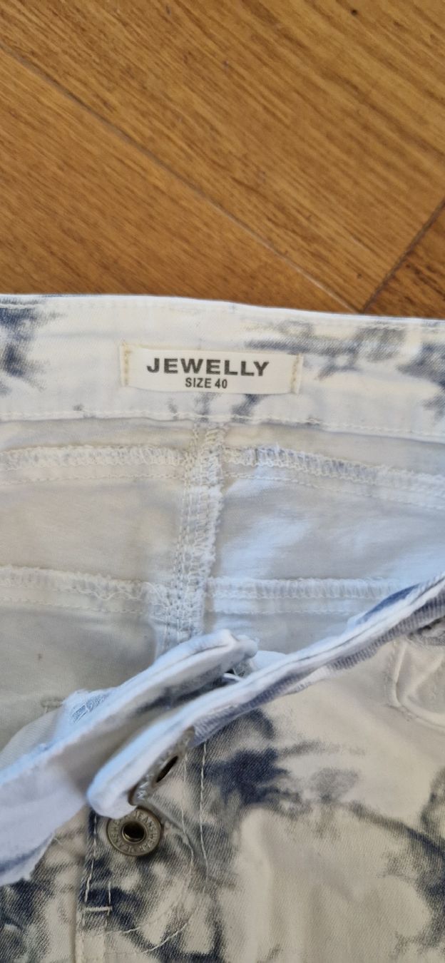 C&A Jeans: Schöne 3/4Hose – Gebraucht aus Grosswangen von iranki80 1