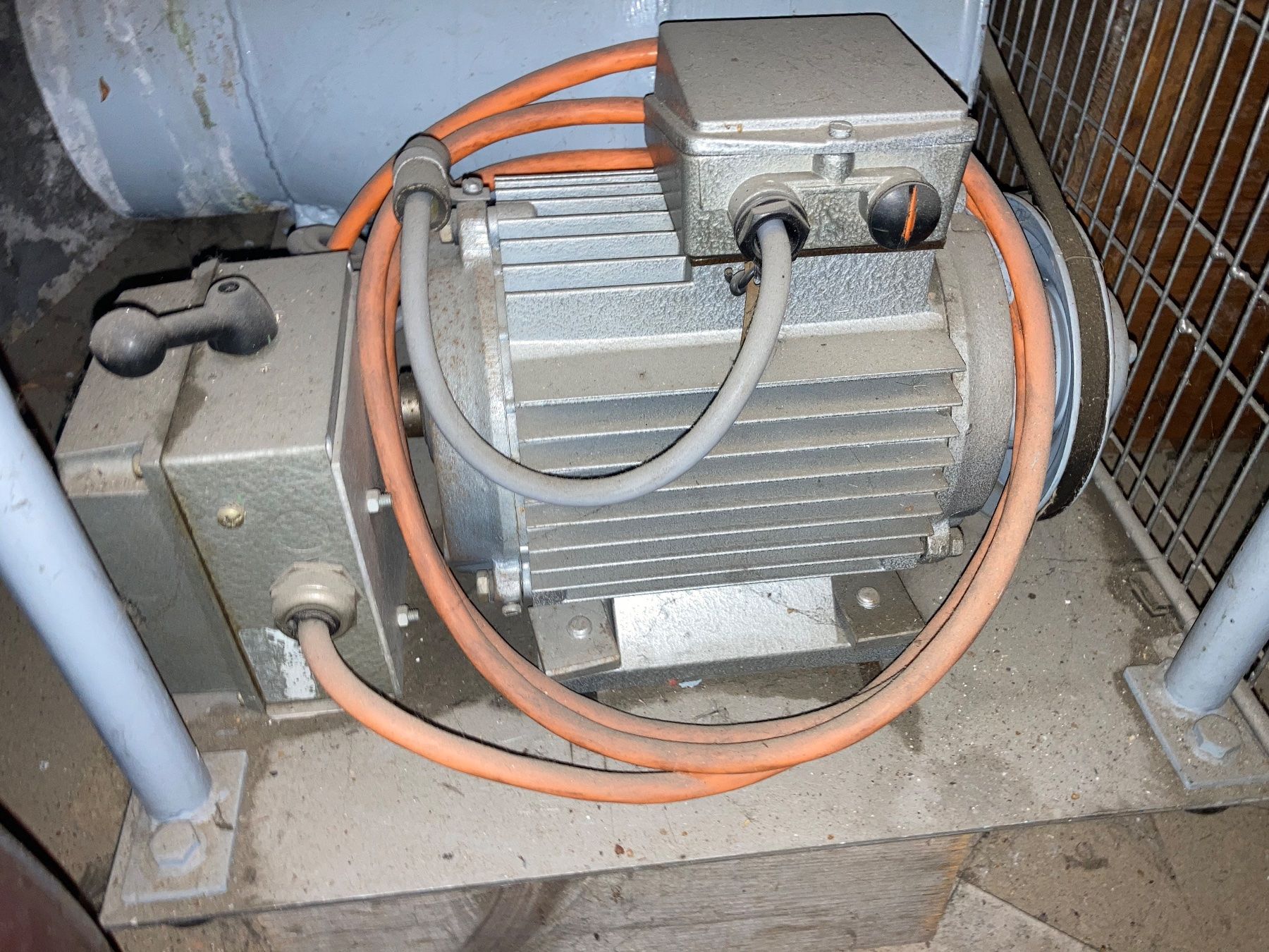 Ventilatori: Lüftungsmotor – Usato da Chur venduto da Iobvxg 2