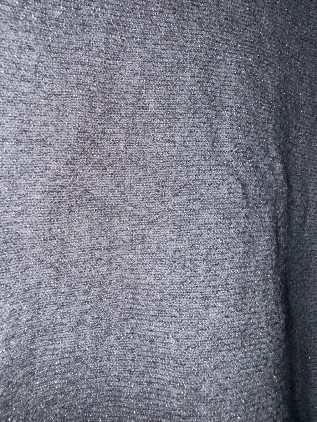 Maglioni & Felpe: Grauer Pullover mit Silberfäden ca Gr. XXL – Usato da Grosswangen venduto da SALE_SALE_SALE 1