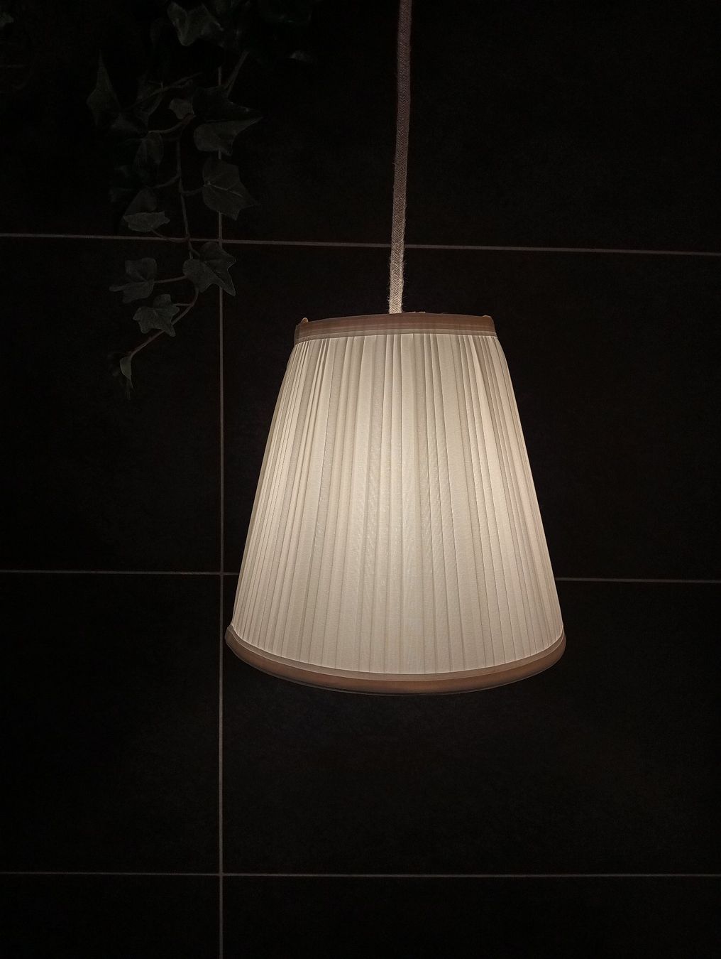 Lampadari & plafoniere: Hängelampe, Stoffschirm – Usato da St.Niklausen LU venduto da Wirdbereitsverwendet 8