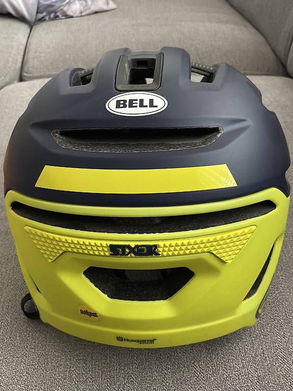 Helme: Bell Sixer MIPS Helm  – Gebraucht aus Abtwil SG von leon-77 2